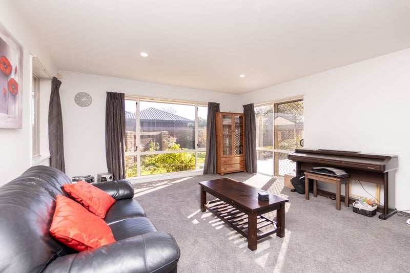 3/134 Highsted Road, Casebrook, Christchurch - Carousel 2