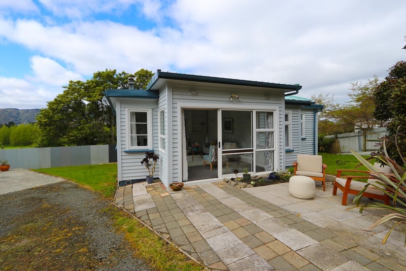 280A Grounsell Crescent, Belmont, Lower Hutt - Carousel 2