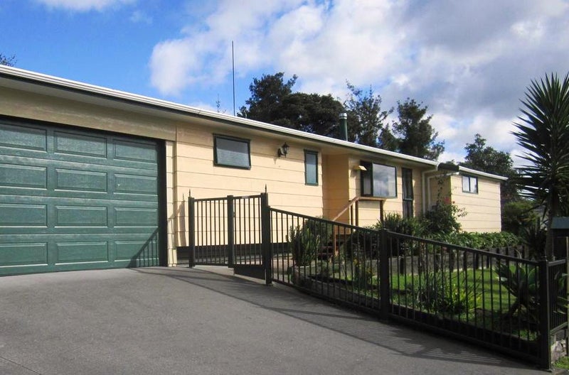 40 Te Haumi Drive, Paihia, Paihia - Carousel 1