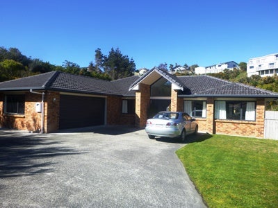 259 Maungaraki Road, Maungaraki, Lower Hutt - Carousel 1