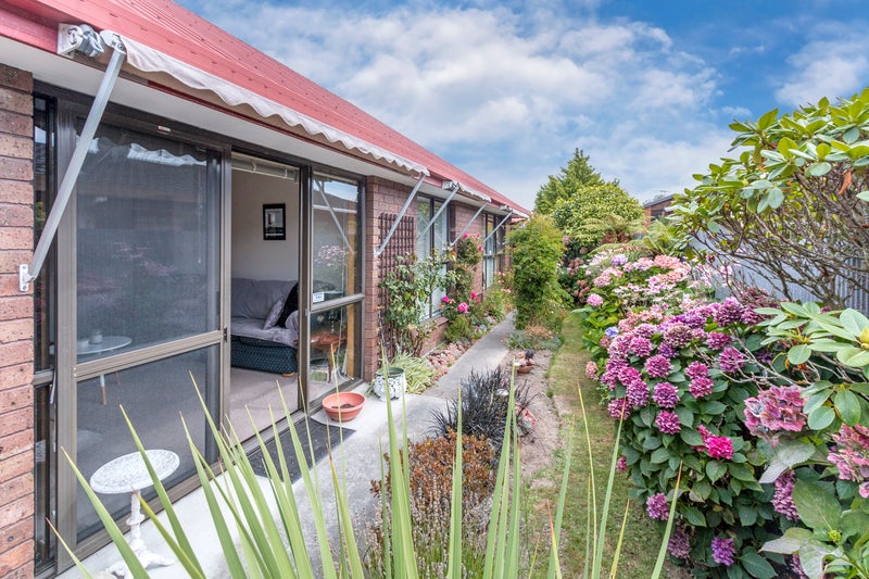 2/49 Division Street, Riccarton, Christchurch - Carousel 2