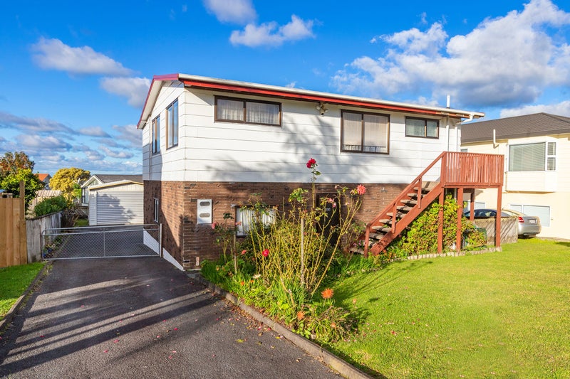 3 Ngatira Place, Snells Beach, Snells Beach - Carousel 2