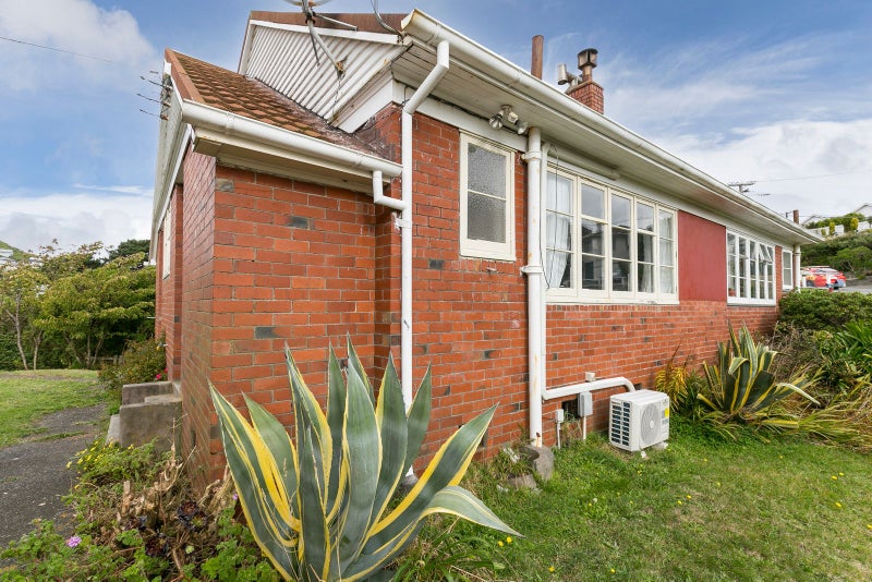 29 Hindmarsh Street, Johnsonville, Wellington - Carousel 12