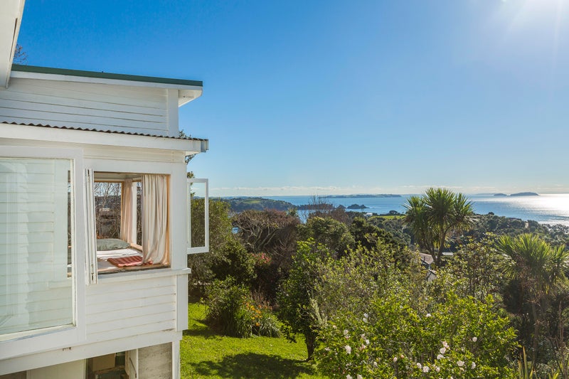 5 Coromandel Road, Oneroa, Waiheke Island - Carousel 10