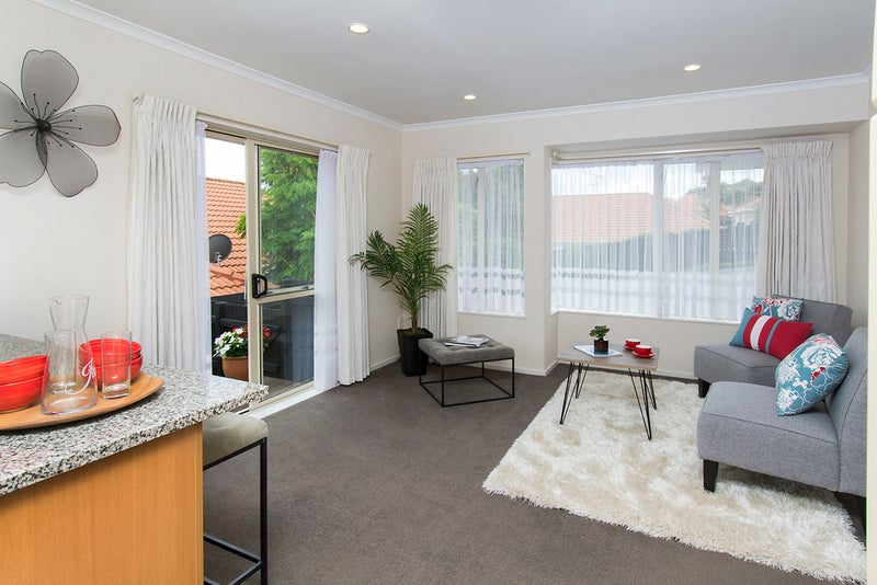 25 Gillett Place, Botany Downs, Auckland - Carousel 10
