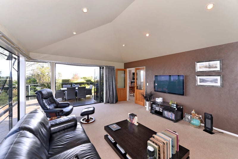 8A Leach Place, Enner Glynn, Nelson - Carousel 10