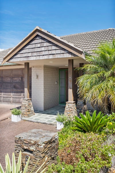 8 Pebble Beach Place, Golflands, Auckland - Carousel 2