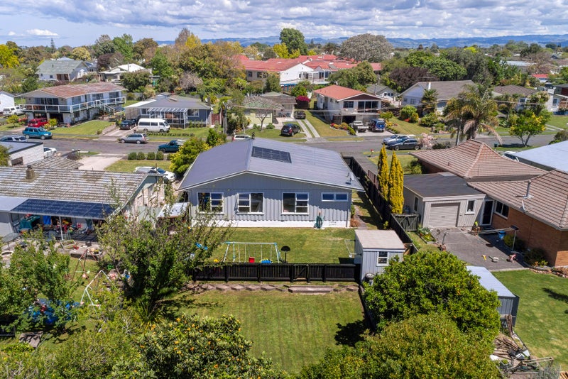 31 Fergusson Drive, Te Hapara, Gisborne - Carousel 25