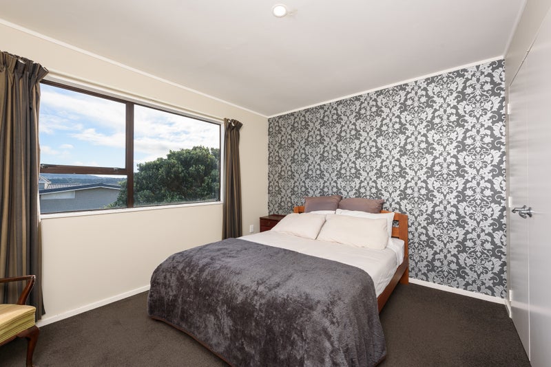 8 Rangitane Street, Maupuia, Wellington - Carousel 10