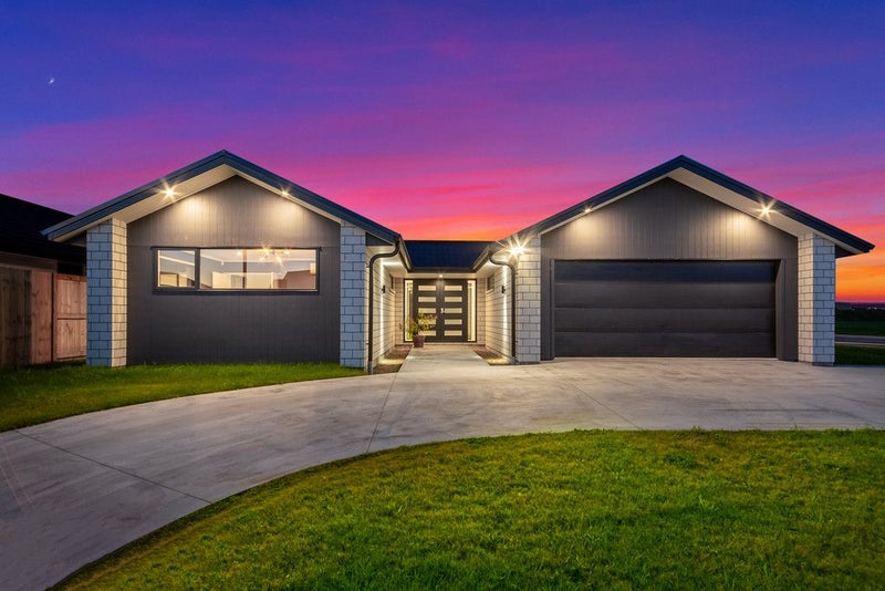 2 The Meadows Drive, Flagstaff, Hamilton - Carousel 1