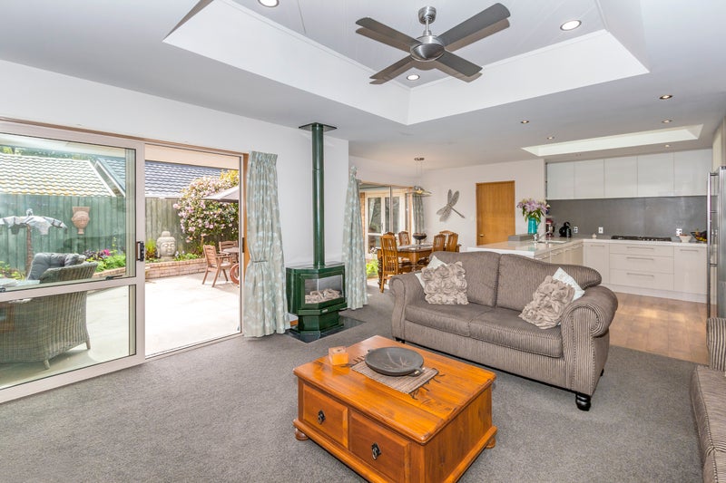 48 Stillwater Avenue, Burwood, Christchurch - Carousel 2