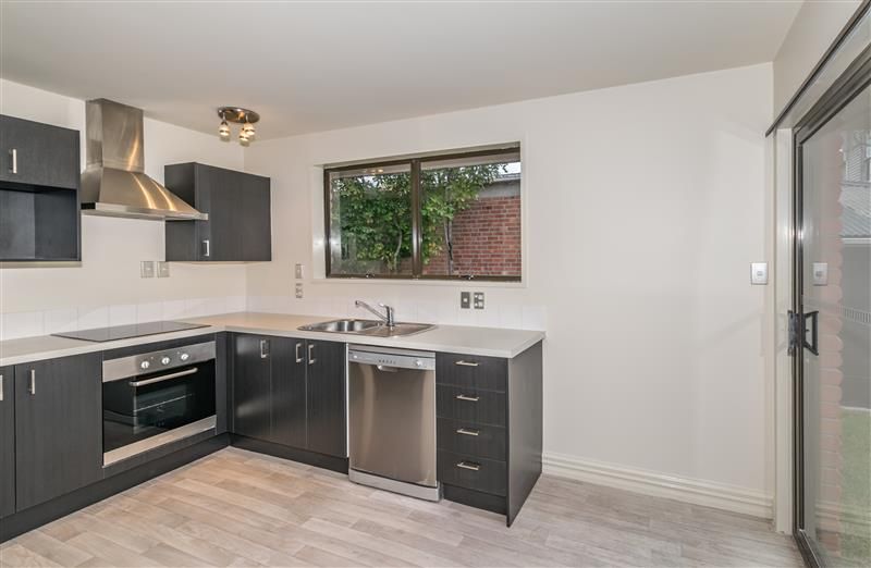 1/11 Office Road, Merivale, Christchurch - Carousel 2