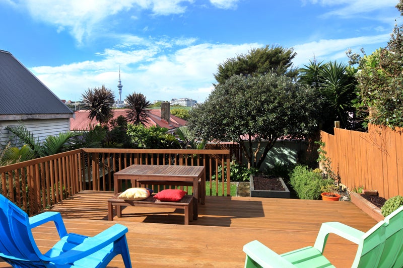 63 Virginia Avenue West, Eden Terrace, Auckland - Carousel 2