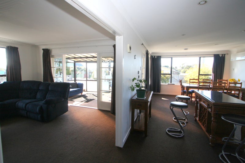 49 Severn Street, Clifton, Invercargill - Carousel 2
