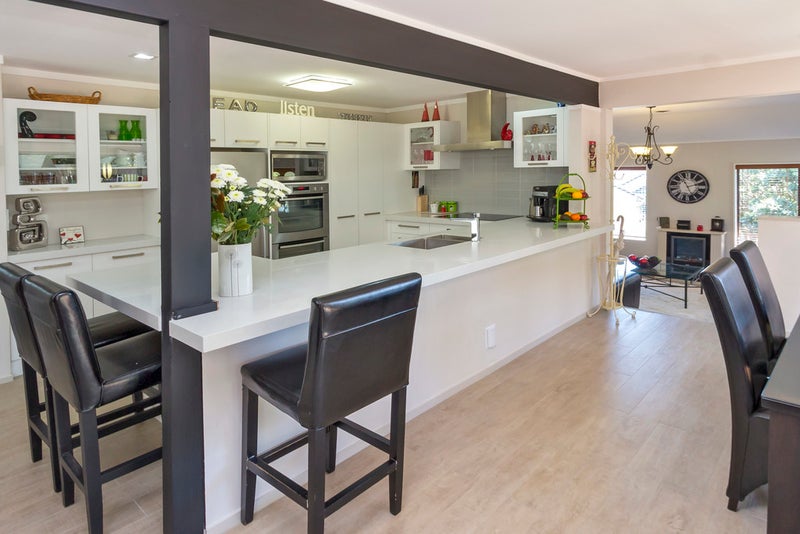 2/2 Basilton Close, Bucklands Beach, Auckland - Carousel 10