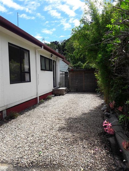 10/11 Pitt Street, Maitai, Nelson - Carousel 1