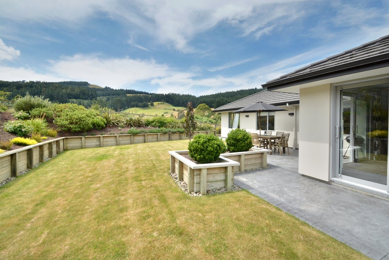 24 Glendermid Close, Sawyers Bay, Port Chalmers - Carousel 2