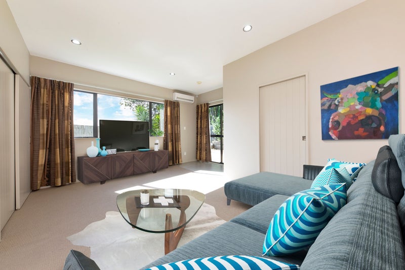 2/24 Bonito Place, Bayview, Auckland - Carousel 2