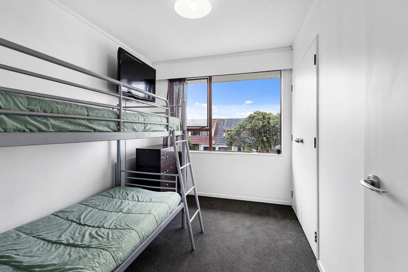 27 Akaroa Drive, Maupuia, Wellington - Carousel 15