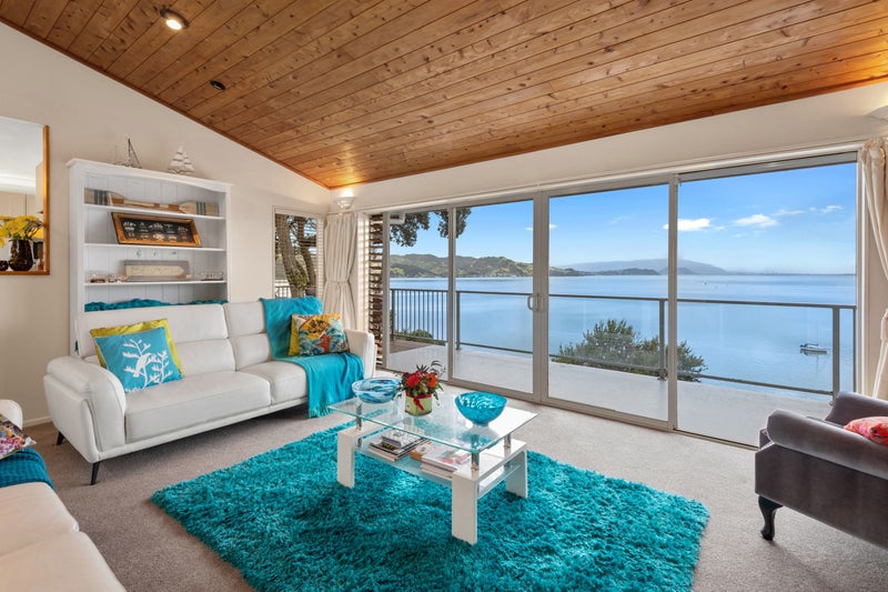 3 Mckenzie Avenue, Onerahi, Whangarei - Carousel 1