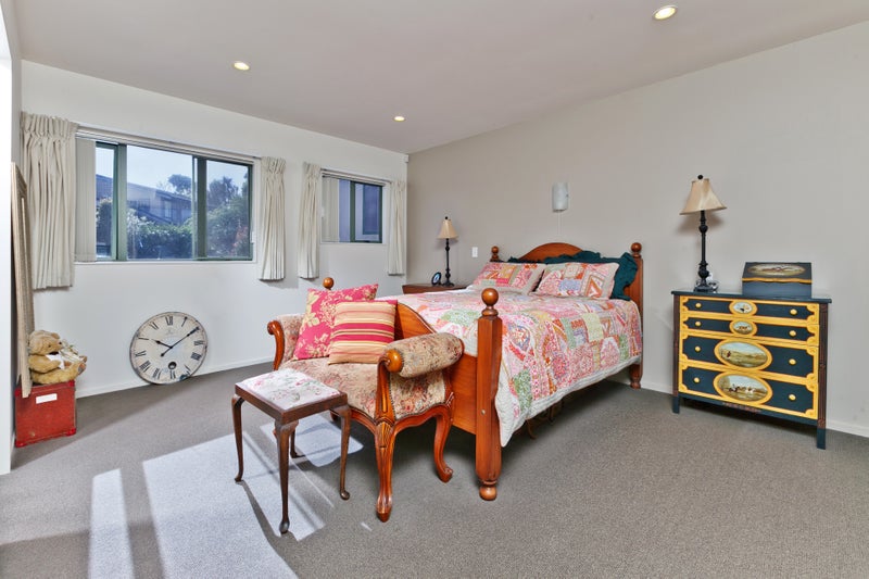 2/68 Aberdeen Road, Campbells Bay, Auckland - Carousel 10