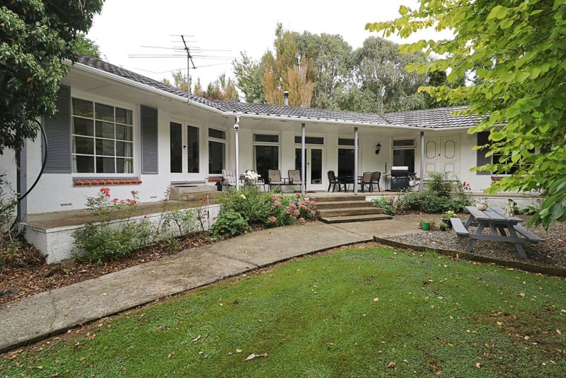 250 Mill Road South, Seaward Bush, Invercargill - Carousel 1