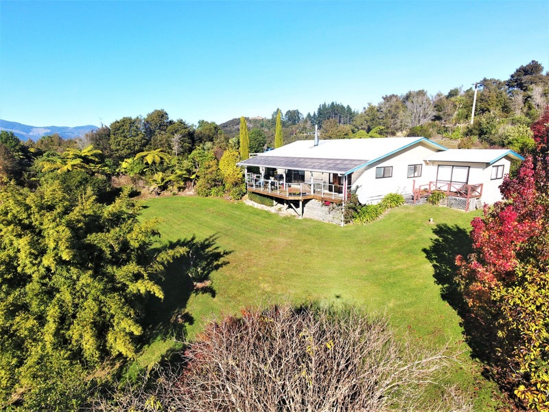 19 Charlett Point Road, Rangihaeata - Carousel 2
