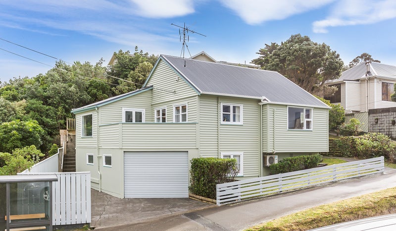 71 Sidlaw Street, Strathmore Park, Wellington - Carousel 1