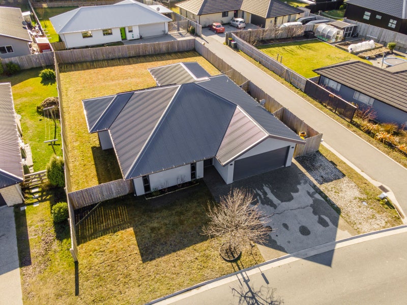 5 Banbury Terrace, Lower Shotover, Queenstown - Carousel 2