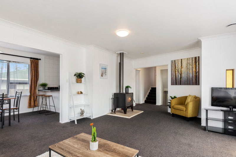 6 Milne Road, Mangakakahi, Rotorua - Carousel 1