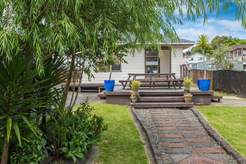 69 Hindmarsh Street, Henderson, Auckland - Carousel 2