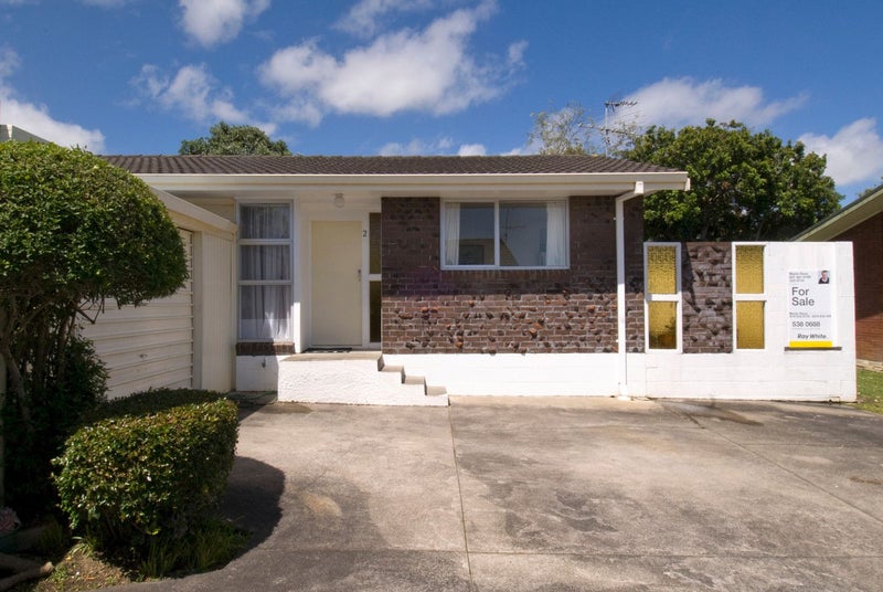 2/9 Ballater Place, Highland Park, Auckland - Carousel 2