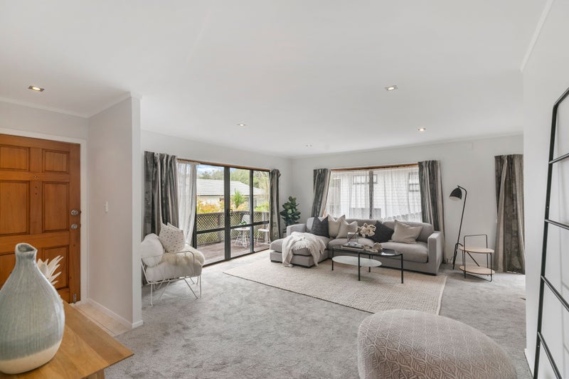 7 Ramonda Close, Bayview, Auckland - Carousel 2