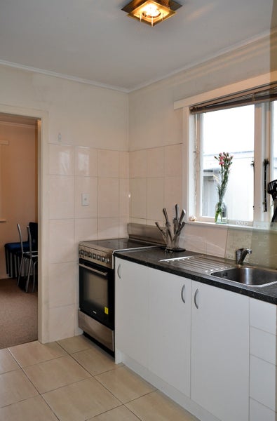 8 Laxon Avenue, Otara, Auckland - Carousel 2