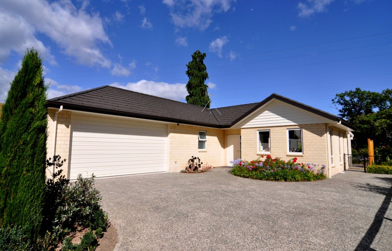 13 Montebello Avenue, Stoke, Nelson - Carousel 1