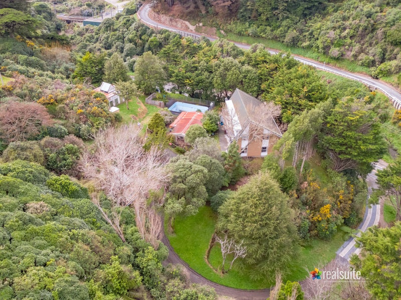 301 Middleton Road, Glenside, Wellington - Carousel 1