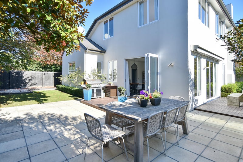 34 Garreg Road, Fendalton, Christchurch - Carousel 1