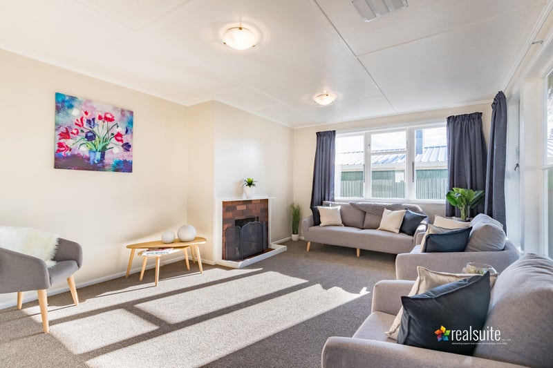 2 Dewsbury Grove, Wainuiomata, Lower Hutt - Carousel 1