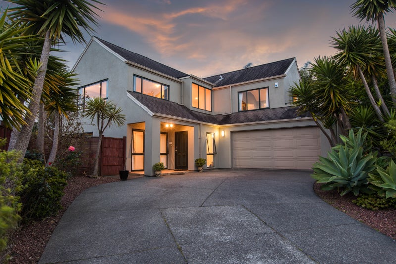 32 Byblos Place, The Gardens, Auckland - Carousel 1