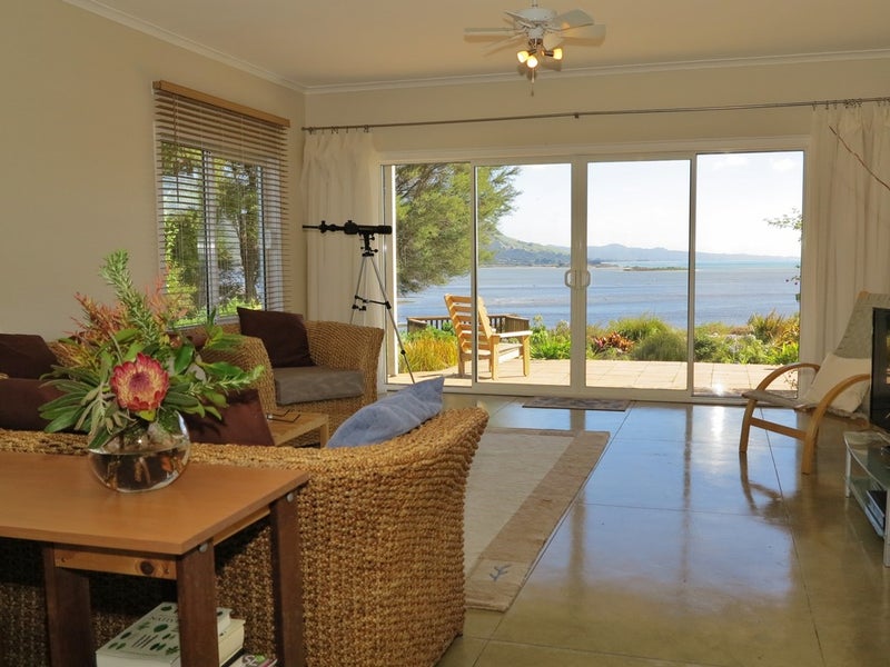 8 Ruataniwha Drive, Collingwood - Carousel 2