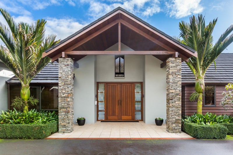 22 Ernest George Drive, Karaka, Papakura - Carousel 2