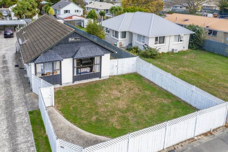 25 Leicester Crescent, Hoon Hay, Christchurch - Carousel 2