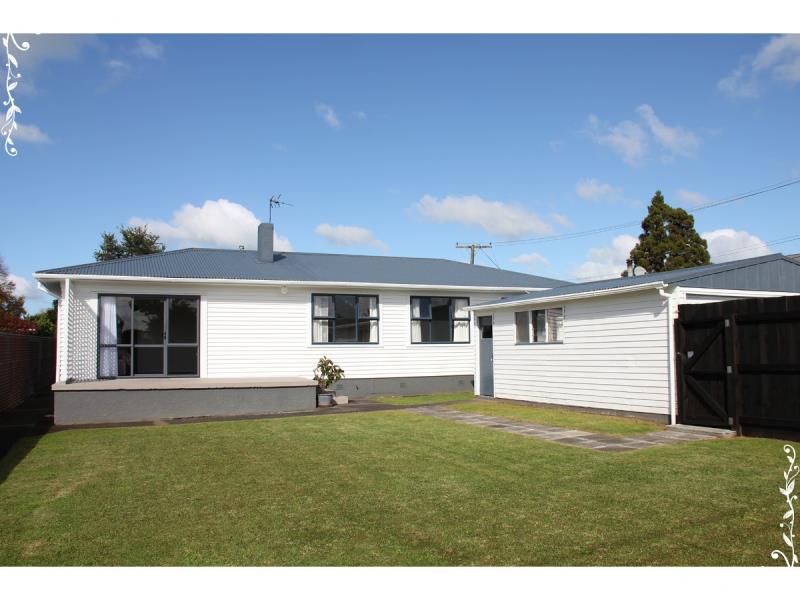 11 Spedding Road, Tikipunga, Whangarei - Carousel 1