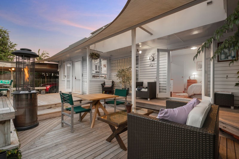 17 Crescent Road, Otumoetai, Tauranga - Carousel 39