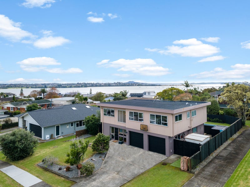 8 Melissa Place, Farm Cove, Auckland - Carousel 1
