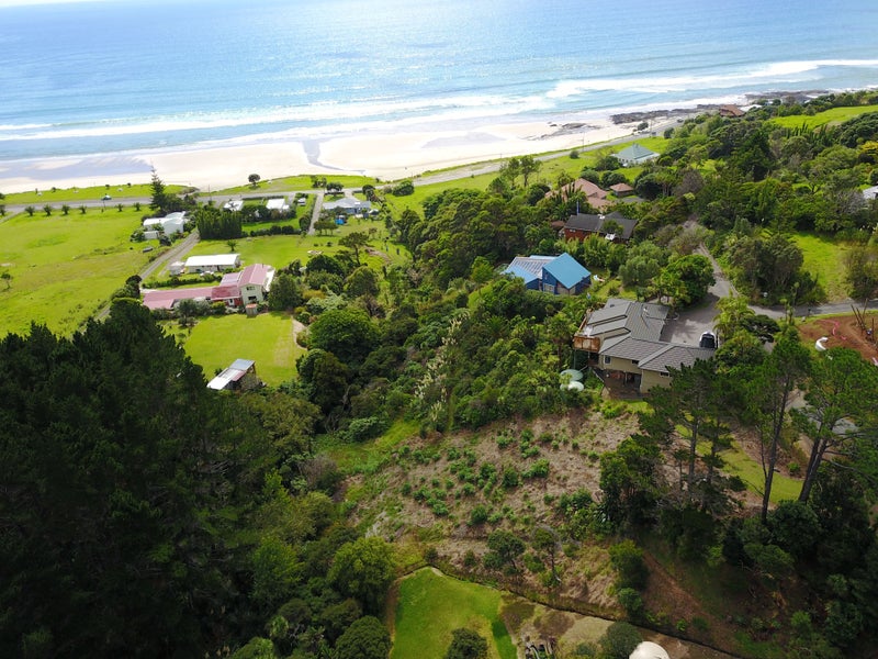 14 Highfields, Ahipara, Kaitaia - Carousel 3