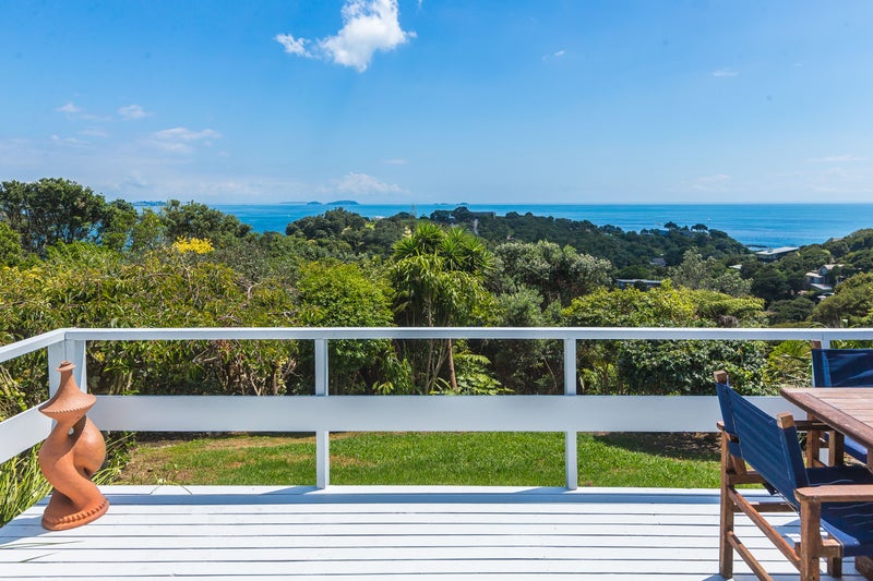 23 Coromandel Road, Oneroa, Waiheke Island - Carousel 2