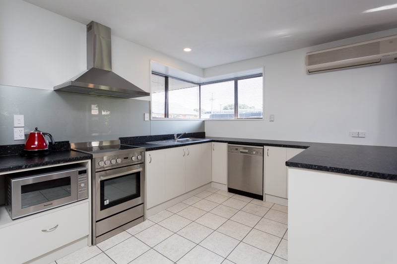 1/4 Banks Street, Templeton, Christchurch - Carousel 2
