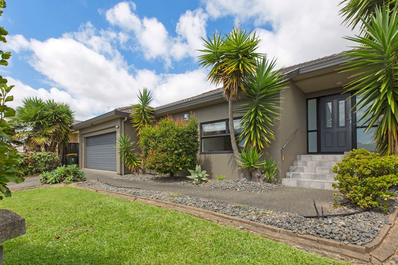 2 Lamberg Close, East Tamaki, Auckland - Carousel 1