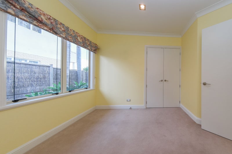 49 Quedley Court, Eastern Beach, Auckland - Carousel 24